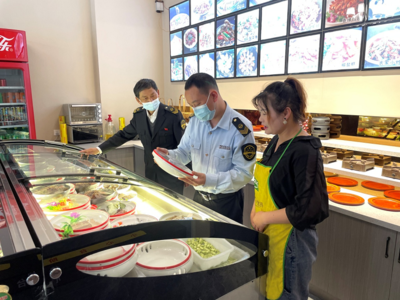 强化信用惩戒 守护长江生态——休宁县市监局开展“长江禁渔”餐饮服务专项执法检查